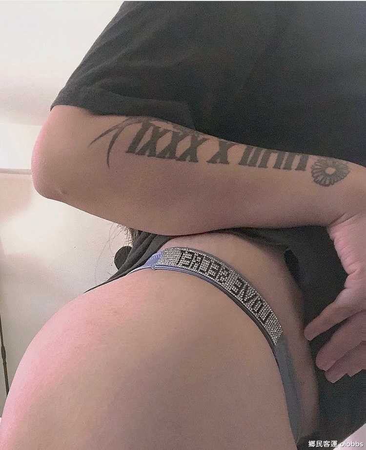 01.jpg