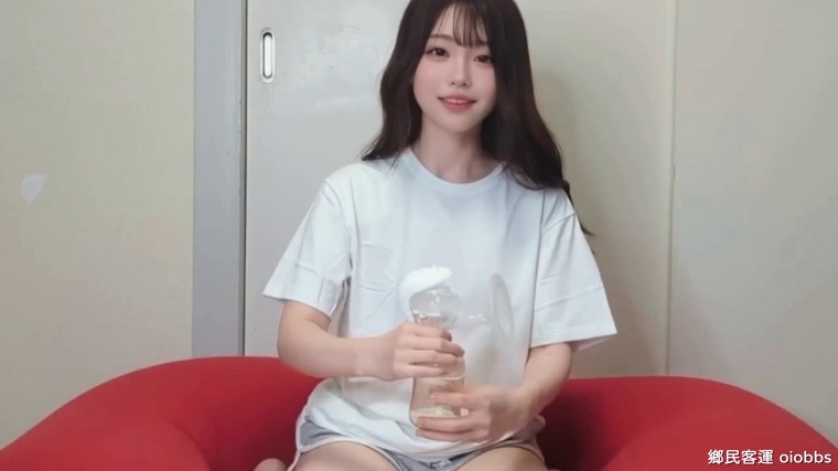 『pigeon搾乳機Breast Pump Tutorial』手動さくにゅう機の使い方入門を実演西園.jpg