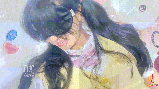 235629d1gi421l5ec1j2tf.gif